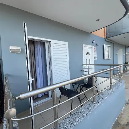 Isufi Modern *