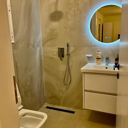 Isufi Modern * Saranda