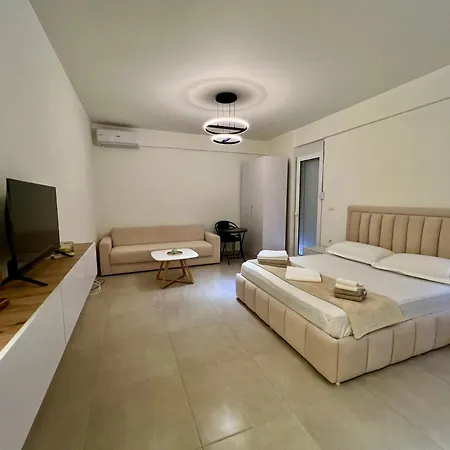 Isufi Modern * Σαράντα