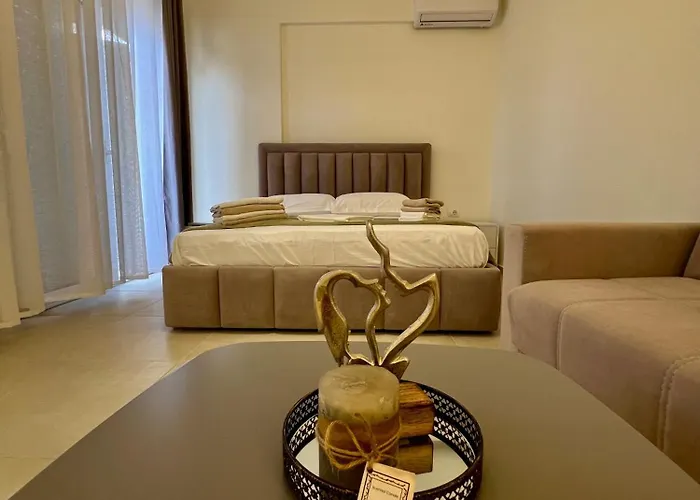 Isufi Modern Apartamento *