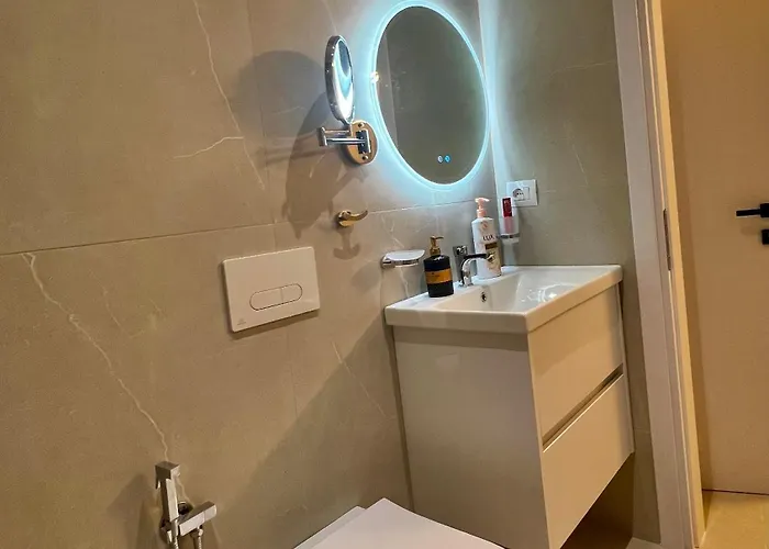 דירה Isufi Modern *